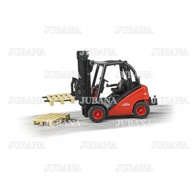 BRUDER toy Linde fork lift H30D with 2 pallets 1